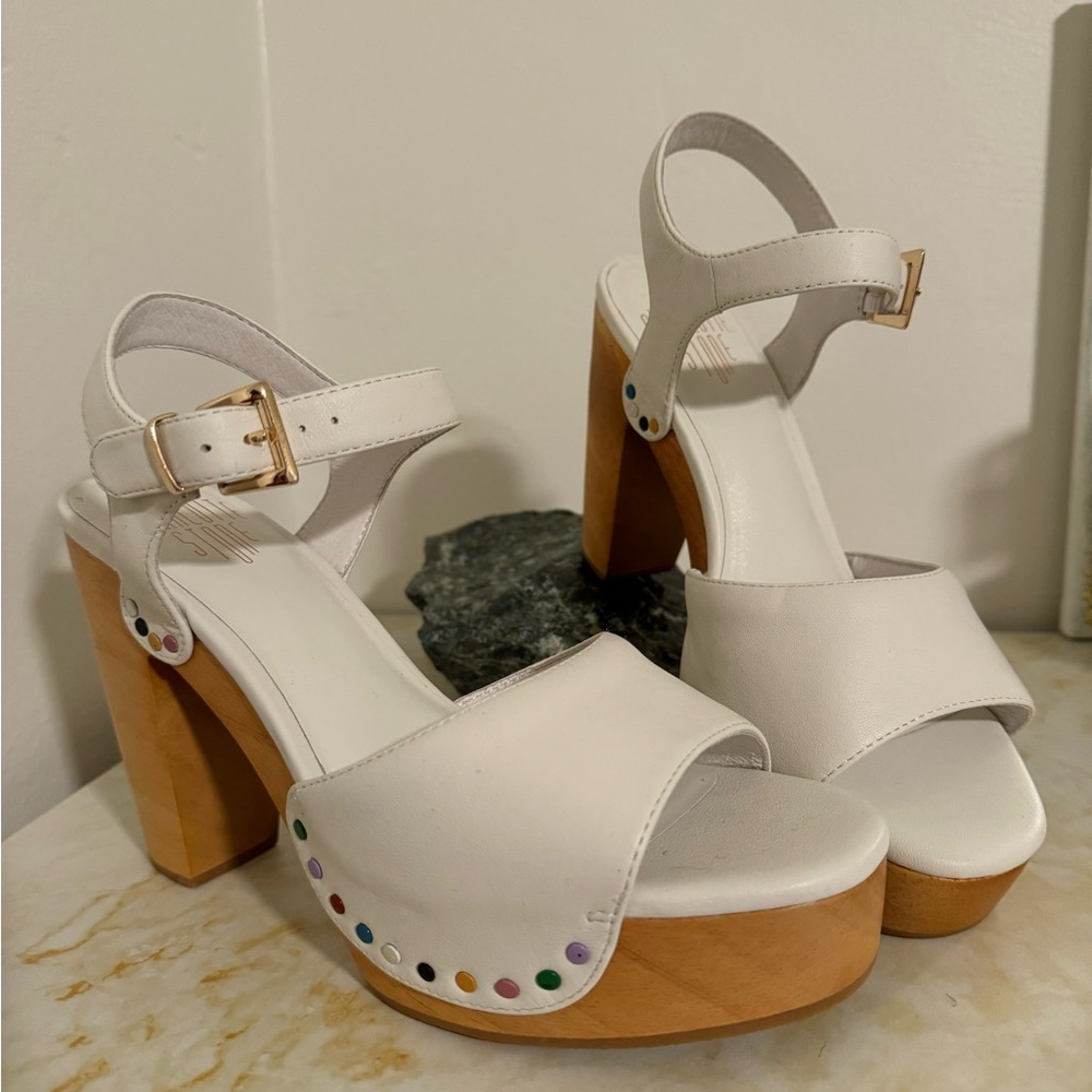 New Charlotte Stone White Leather Platform Clog Sandals Size 9